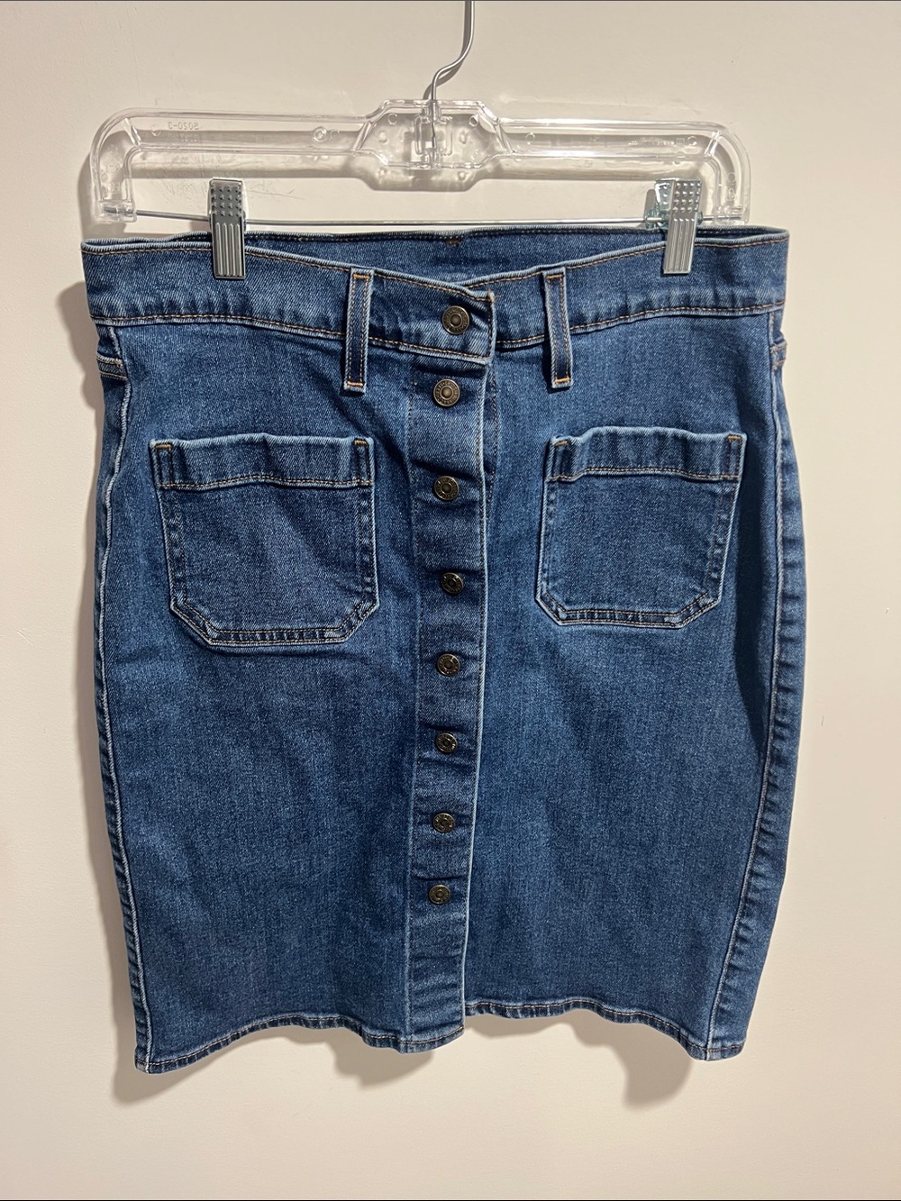 Levi's Button-Front Denim Skirt Size 28
